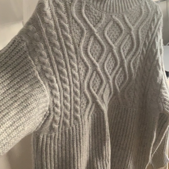 Grey winter sweater - Picture 4 of 4